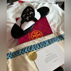 Tory Burch miller black patent leather size 9 nwot